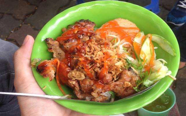 Ăn Vặt Trường ĐH Giao Thông Vận Tải