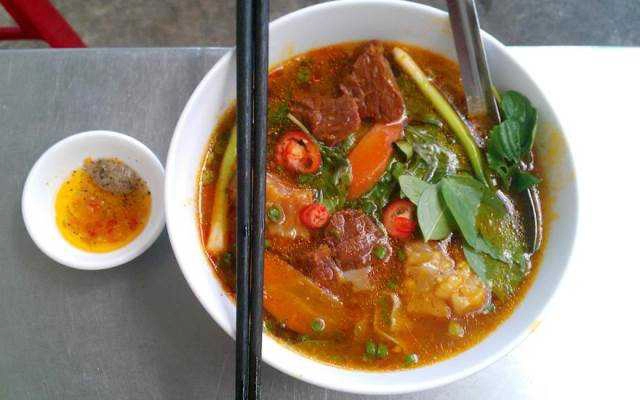 Ăn vặt Tuyết Vy - Sinh Tố, Giải khát, Hủ Tiếu & Bò Kho