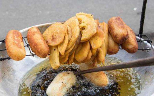 Ăn vặt Út Chuối Chiên