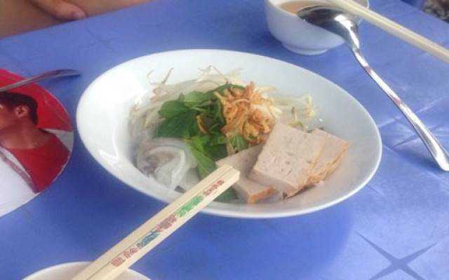 Ăn vặt Việt Ngon - Bánh Cuốn Nóng & Xôi Khúc