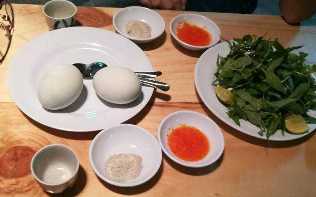 Ăn vặt Vịt Lộn Bé Gái