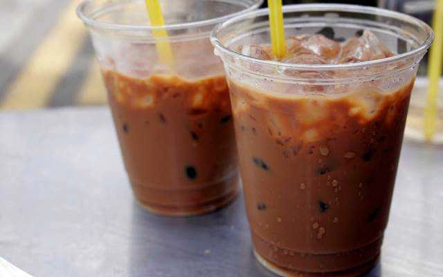 Ăn vặt Xe Nước Lề Đường