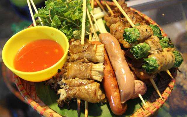 Ăn vặt Xiên Mẹt