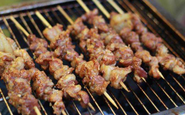 Ăn vặt Xiên Nướng Chợ Đêm