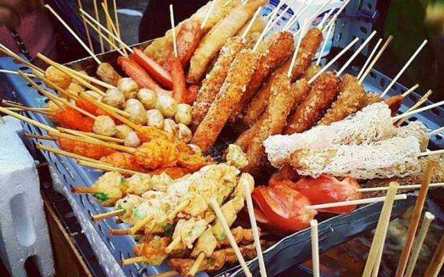 Ăn vặt Xiên Que Tự Chọn - Trường THCS Thanh Quan