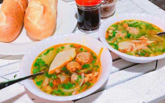 Ăn vặt Xíu Mại Nóng Đà Lạt