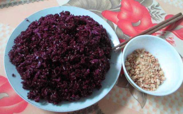 Ăn vặt Xôi Bà Lý