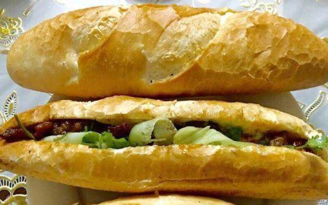 Ăn vặt Xôi & Bánh Mì Hà Nội