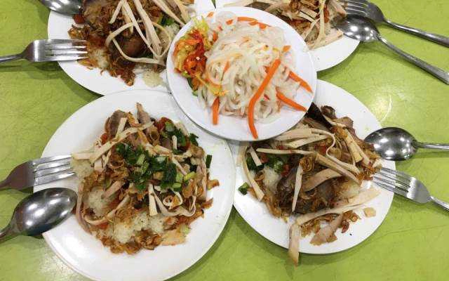 Ăn vặt Xôi Chè Bùi Thị Xuân - Vườn Lài