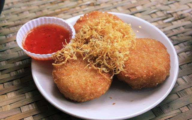 Ăn vặt Xôi Chiên Nhất Việt