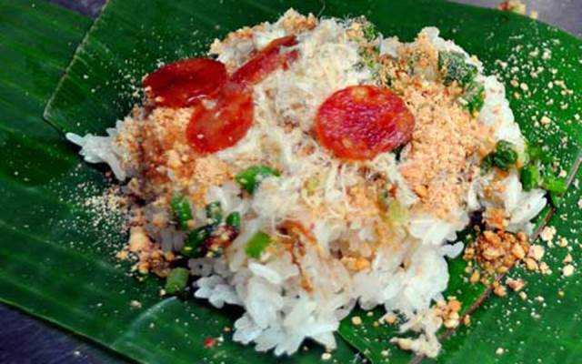 Ăn vặt Xôi Cô Lý