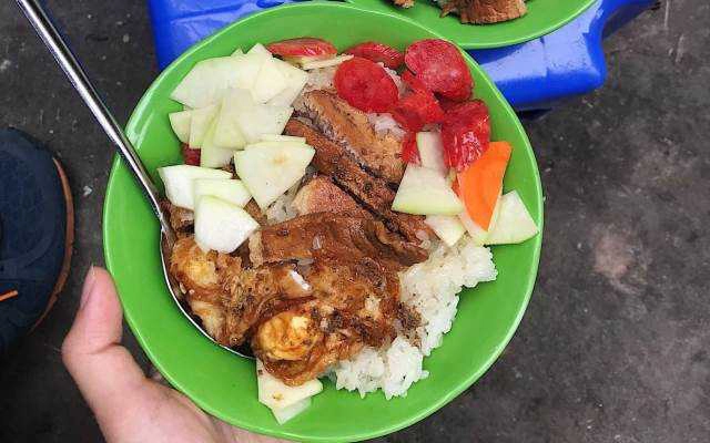 Ăn vặt Xôi Cô Sâm