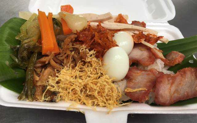 Ăn vặt Xôi Gà Xá Xíu - Bùi Hữu Nghĩa