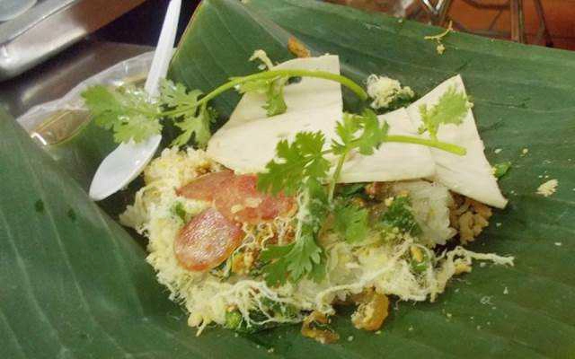 Ăn vặt Xôi Lá Chuối - Phan Xích Long
