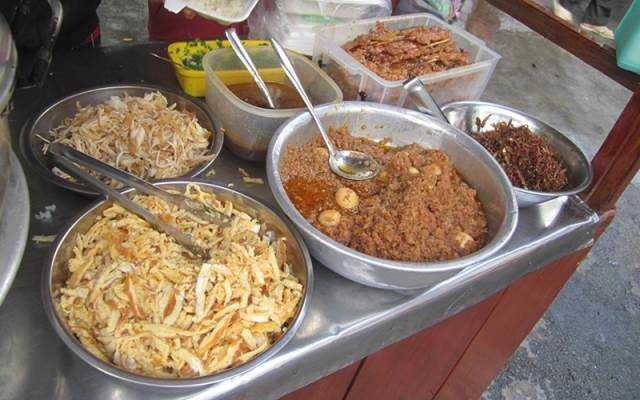 Ăn vặt Xôi Sáng Bùi Thị Xuân