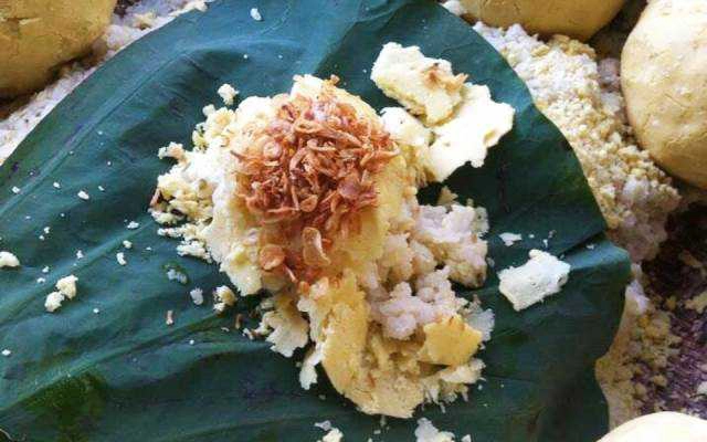 Ăn vặt Xôi Xéo Hồng Mai