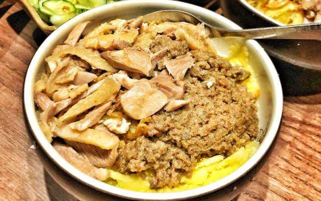 Ăn vặt Xôi Yến - Trần Hưng Đạo