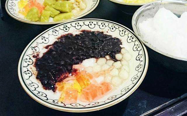 Ăn vặt Xưa Nay - Chè & Trà - Hàng Than