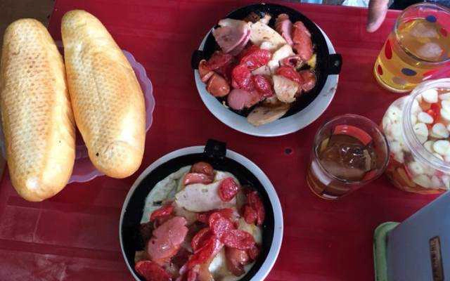Ăn vặt Xuân Hòa - Bánh Mì Chảo