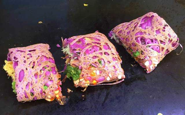 Ăn vặt Xúc Xích Sa Lưới