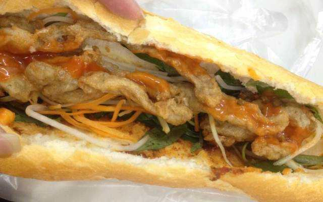 Ăn vặt Xuyên Mộc - Bánh Mì Chả Cá