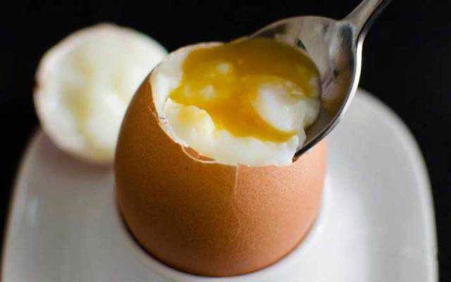 Ăn vặt Yaua & Trứng Lòng Đào - Cư Xá Nguyên Hồng