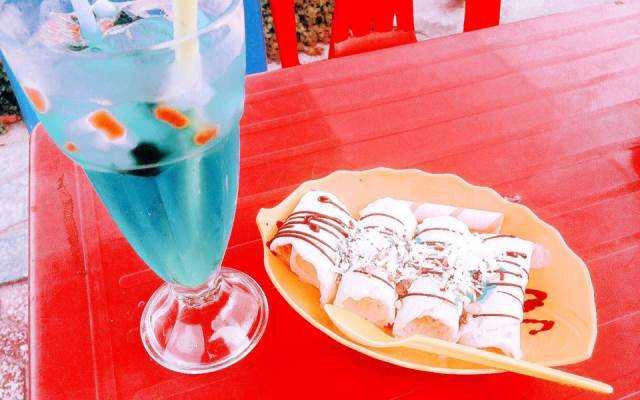 Ăn vặt Yully Ngô - Kem Cuộn Thái Lan