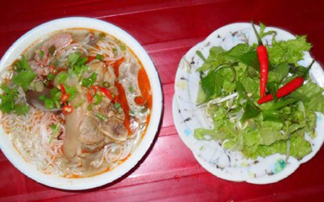Quán Ăn Anh Dũng - Bún Bò Huế & Lẩu Thập Cẩm