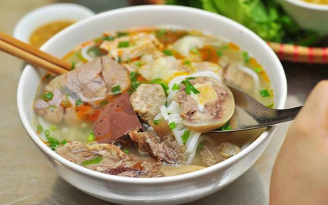 Quán Ăn Anh Quân - Phở & Bún Bò Huế