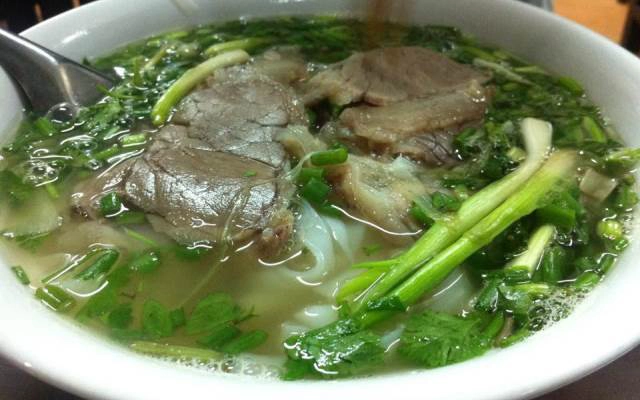 Quán Ăn Ánh Sáng - Phở & Cơm Rang
