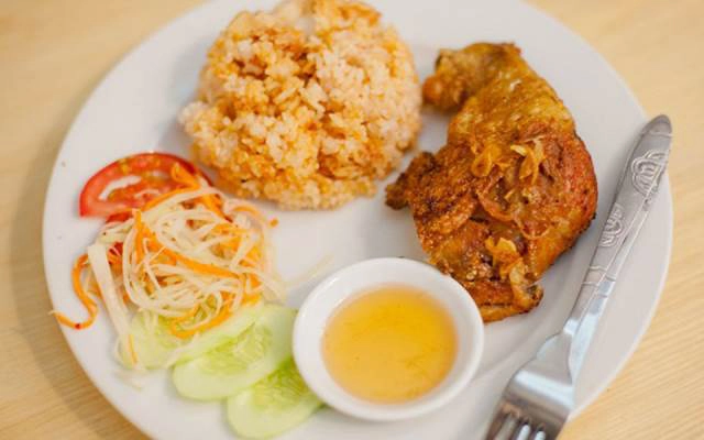 Quán Ăn Anh Sỹ - Cơm Gà Xối Mỡ