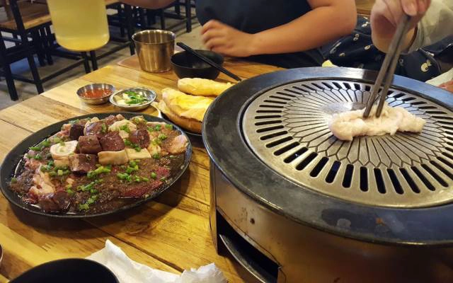 Quán Ăn Asian BBQ & Hotpot