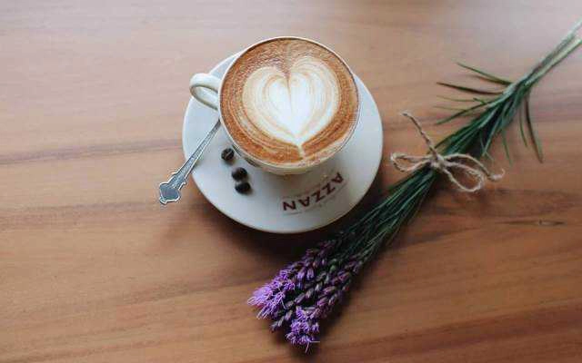 Azzan - Coffee & Chocolate