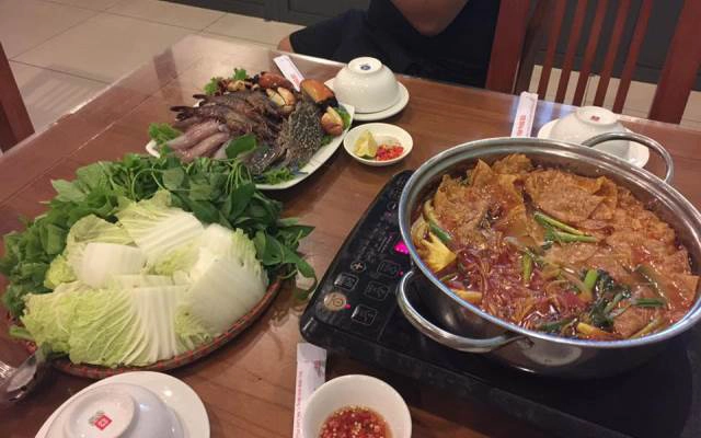 Quán Ăn B52 - Bia Hơi & Lẩu Các Loại