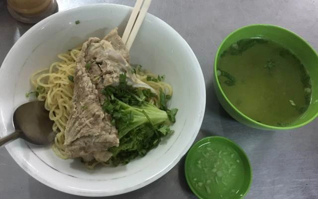 Quán Ăn Bá Bửu - Hủ Tiếu Mì & Giải Khát