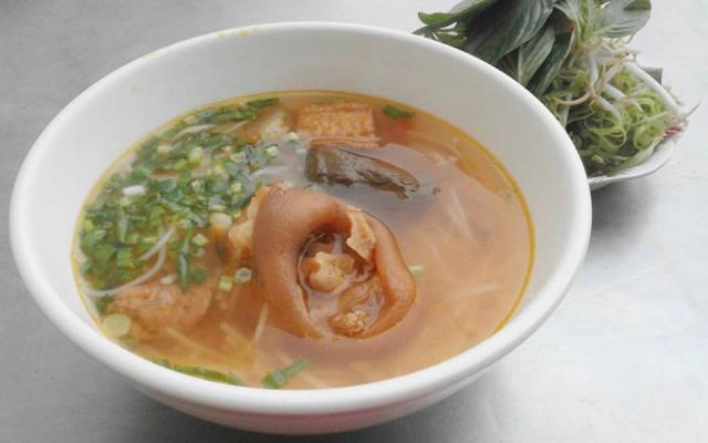 Quán Ăn Bà Hai - Bún Riêu Cua Giò Heo