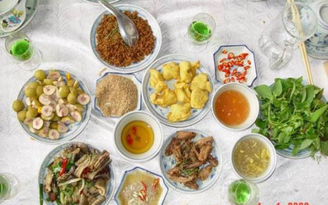 Quán Ăn Bá Mạo - Rắn Đủ Món