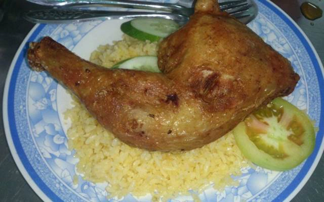 Quán Ăn Ba Nồ - Cơm Gà Xối Mỡ