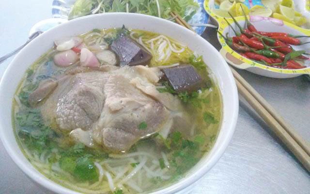 Quán Ăn Bà Sáu - Bún Bò & Cháo