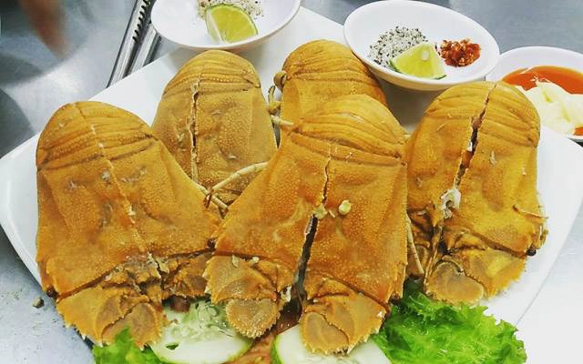 Quán Ăn Bà Tám - Hải Sản Tươi Sống