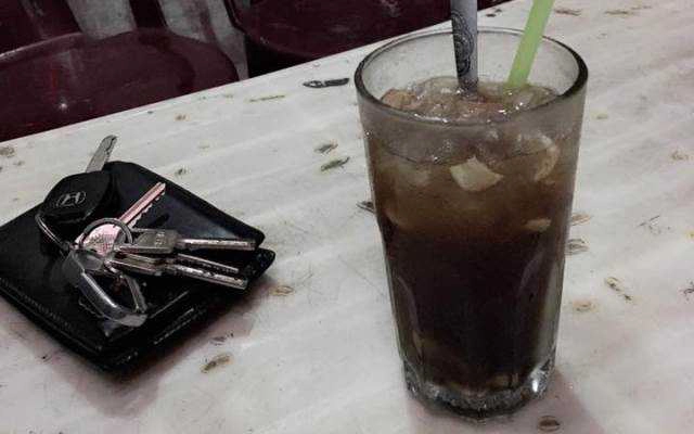 Bà Thắm - Cafe, Trà Chanh & Nước Me
