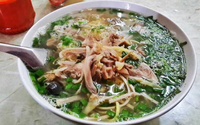 Quán Ăn Bà Tố Hàng Bè - Phở Gà & Bún Thang