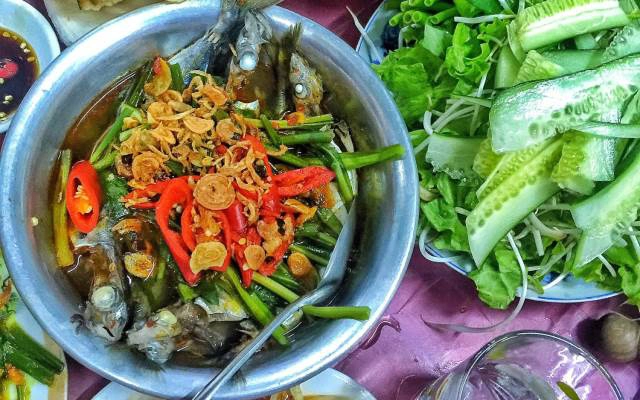 Quán Ăn Bà Xin - Cá Nục Hấp