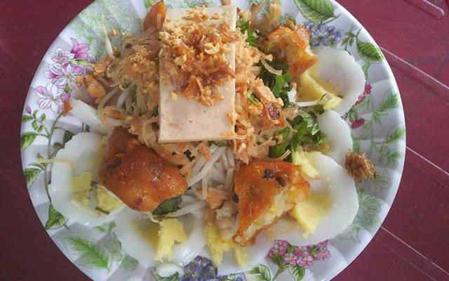 Quán Ăn Bánh Bèo Lò Chén