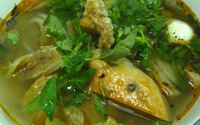 Quán Ăn Bánh Canh - Bún Mắm Đường Ray