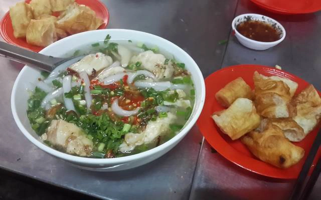 Quán Ăn Bánh Canh Bột Gạo 246 - Cá Lóc Giò Heo Chả Cá