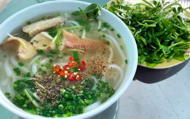 Bánh Canh Cá Lóc Huế