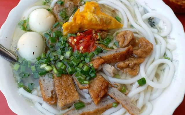 Quán Ăn Bánh Canh Chả Cá Bình Định - Hồ Học Lãm