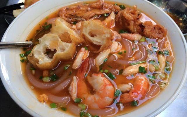 Quán Ăn Bánh Canh Cua Hoàng Lan - Vạn Kiếp