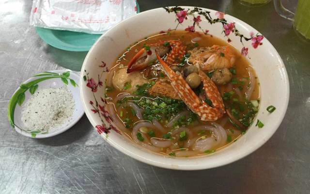 Quán Ăn Bánh Canh Ghẹ - Cầu Bông